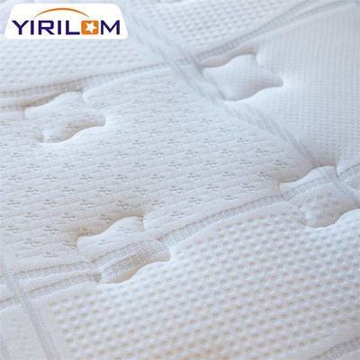 Tissu de couette de matelas doux et durable avec logo et couleur personnalisés
