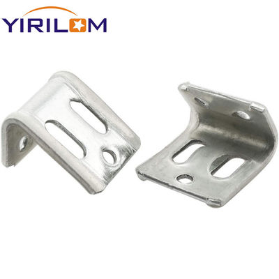 Clip à ressort recouvert à moitié de plastique et zingué à 5 trous pour meubles de canapé