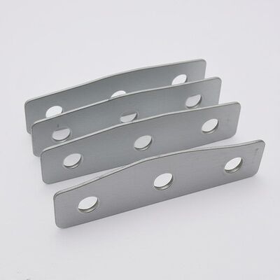 Agrafe à ressort de canapé personnalisée à 5 trous, semi-recouverte de plastique et zinguée, pour la quincaillerie de meubles