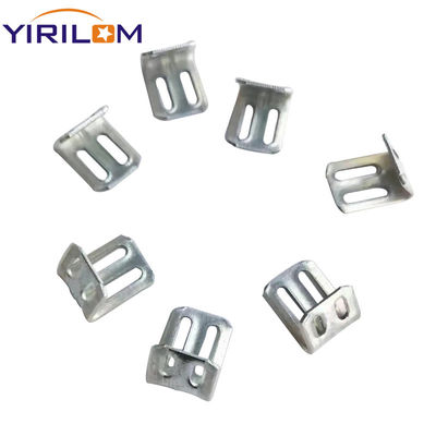 Clip de ressort en zinc recouvert de 4 trous pour canapé avec une demi-couverture en plastique pour une fixation sûre
