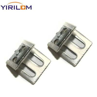 Accessoires de matériel de canapé Zigzag Couch à ressort Couch à ressort Clips métalliques 4 trous Clips à ressort