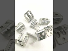 Des pinces à 4 trous